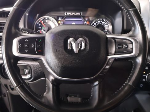 Used 2021 RAM 1500 Lone Star AWD/4WD image 3