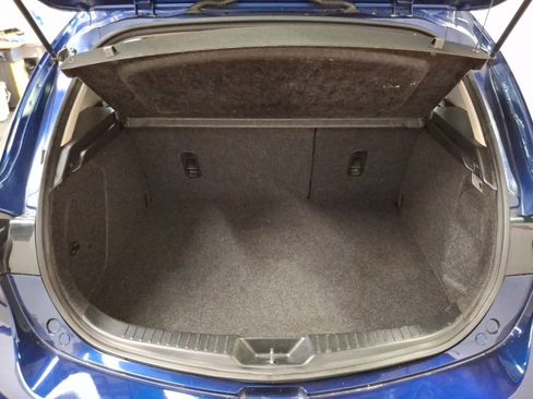 Used 2013 MAZDA MAZDA3 i Touring image 11