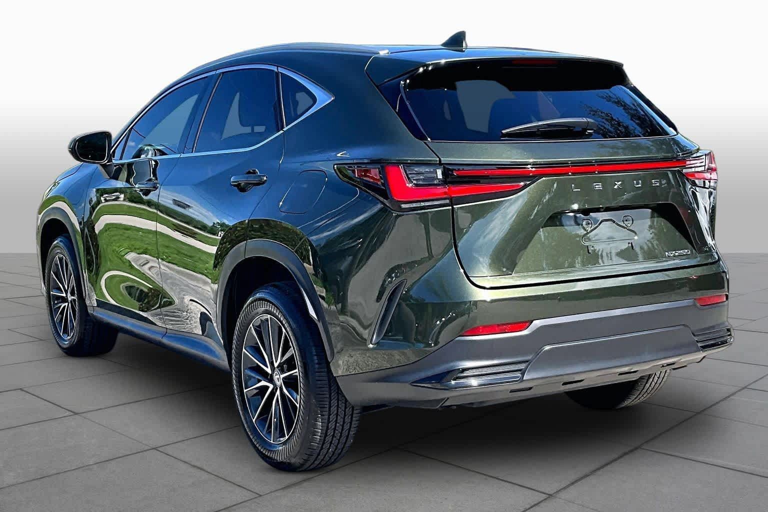 Used 2024 Lexus NX 250 FWD w/ Towing Package (2000 Lbs) image 12