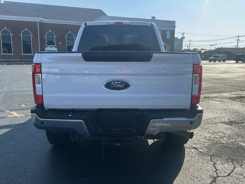 Used 2018 Ford F250 XLT w/ XLT Value Package AWD/4WD image 6