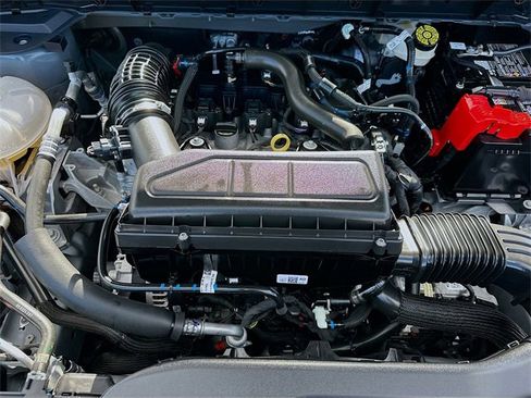 Used 2025 Ford Escape Active image 28