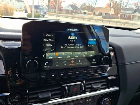 New 2025 Nissan Pathfinder SL image 12