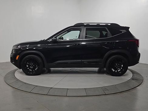 Used 2024 Kia Seltos X-Line image 2