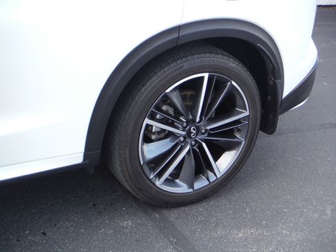 Used 2024 INFINITI QX50 Sport AWD/4WD image 4