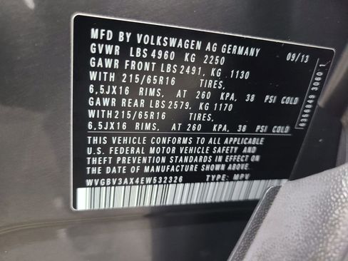 Used 2014 Volkswagen Tiguan S image 3