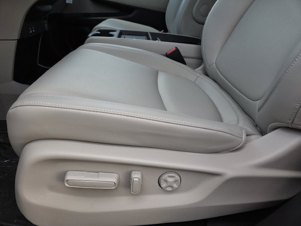 New 2027 Honda Odyssey EX-L image 14