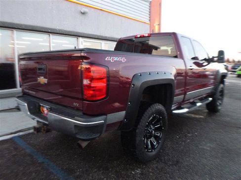 Used 2015 Chevrolet Silverado 2500 LTZ image 3