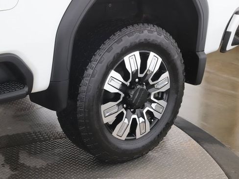 Used 2025 GMC Sierra 2500 Denali w/ Denali Reserve Package image 14