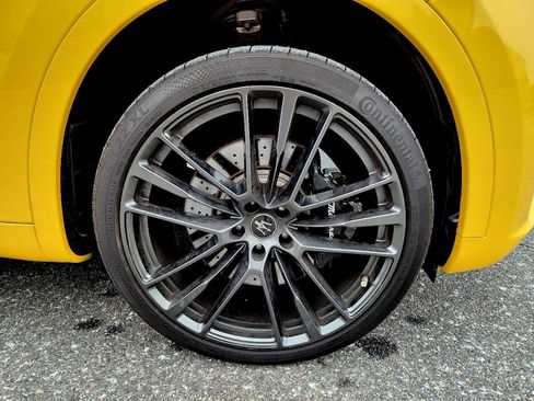 Used 2023 Maserati Levante Trofeo image 7