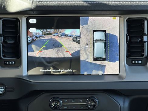 New 2025 Ford Bronco Outer Banks image 18