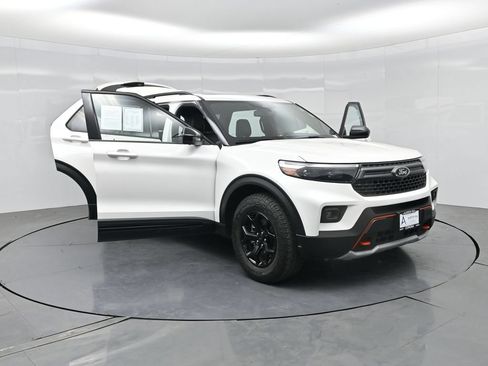 Used 2023 Ford Explorer Timberline w/ Timberline Technology Package AWD/4WD image 40