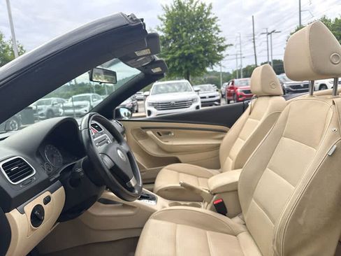 Used 2009 Volkswagen Eos Komfort FWD image 24