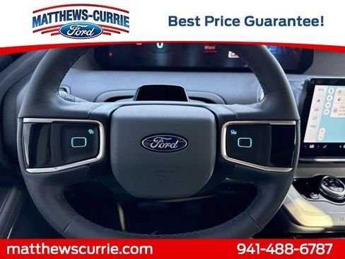 New 2025 Ford Expedition Active image 19