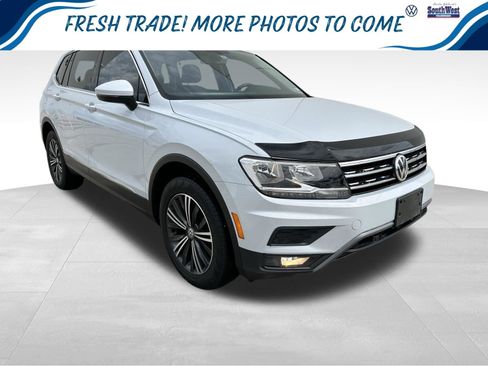 Used 2019 Volkswagen Tiguan SEL FWD image 1