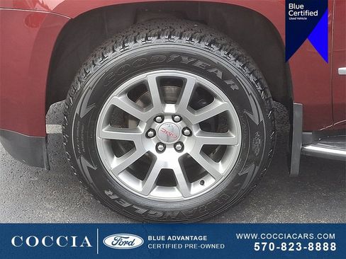 Used 2018 GMC Yukon Denali image 8