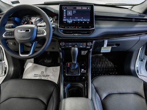 New 2026 Jeep Compass Limited image 20