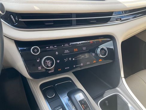 Used 2023 INFINITI QX60 Sensory w/ Cargo Package image 27