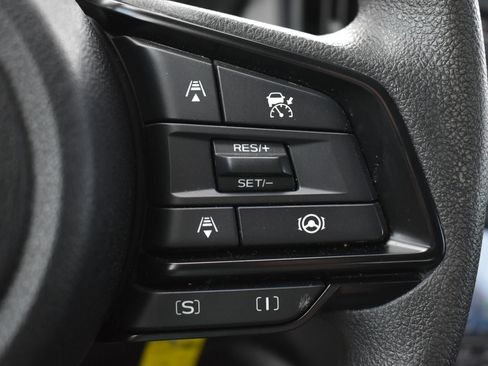Used 2024 Subaru Crosstrek 2.0i AWD/4WD image 18