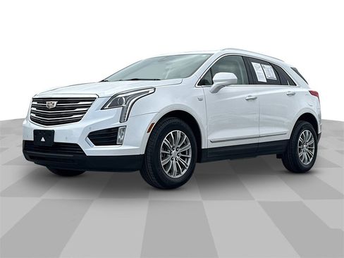 Used 2017 Cadillac XT5 Luxury w/ Driver Awareness Package image 1
