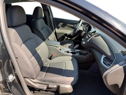 Used 2024 Chevrolet Malibu LT w/ Midnight Edition FWD image 24