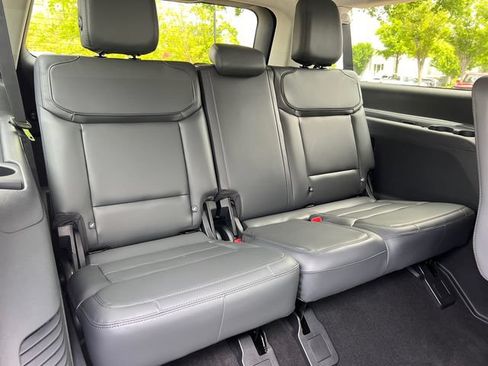 New 2027 Ford Expedition Max Active RWD image 17