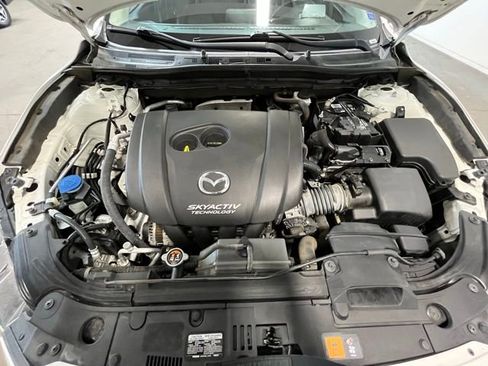 Used 2017 MAZDA MAZDA3 Grand Touring w/ Premium Equipment Package FWD image 27