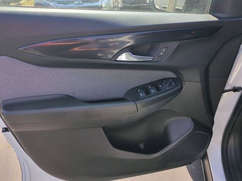 Used 2025 Chevrolet TrailBlazer LT AWD/4WD image 11