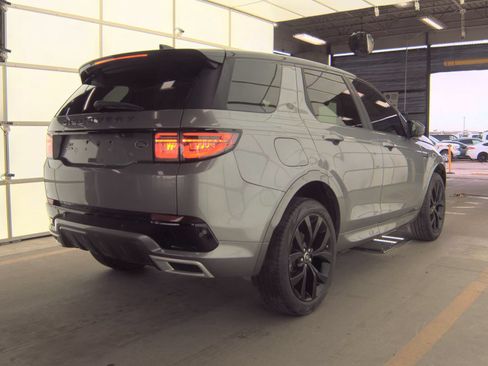 Used 2020 Land Rover Discovery Sport SE R-Dynamic AWD/4WD image 4