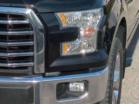 Used 2016 Ford F150 XLT w/ Equipment Group 302A Luxury image 11