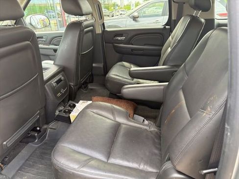 Used 2010 GMC Yukon XL Denali image 5