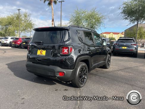 Used 2019 Jeep Renegade Altitude w/ Quick Order Package 2XM image 7