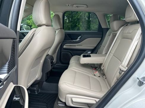 Used 2022 Lincoln Corsair AWD w/ Equipment Group 101A image 42