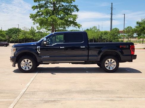 Used 2022 Ford F250 Platinum w/ FX4 Off-Road Package AWD/4WD image 4
