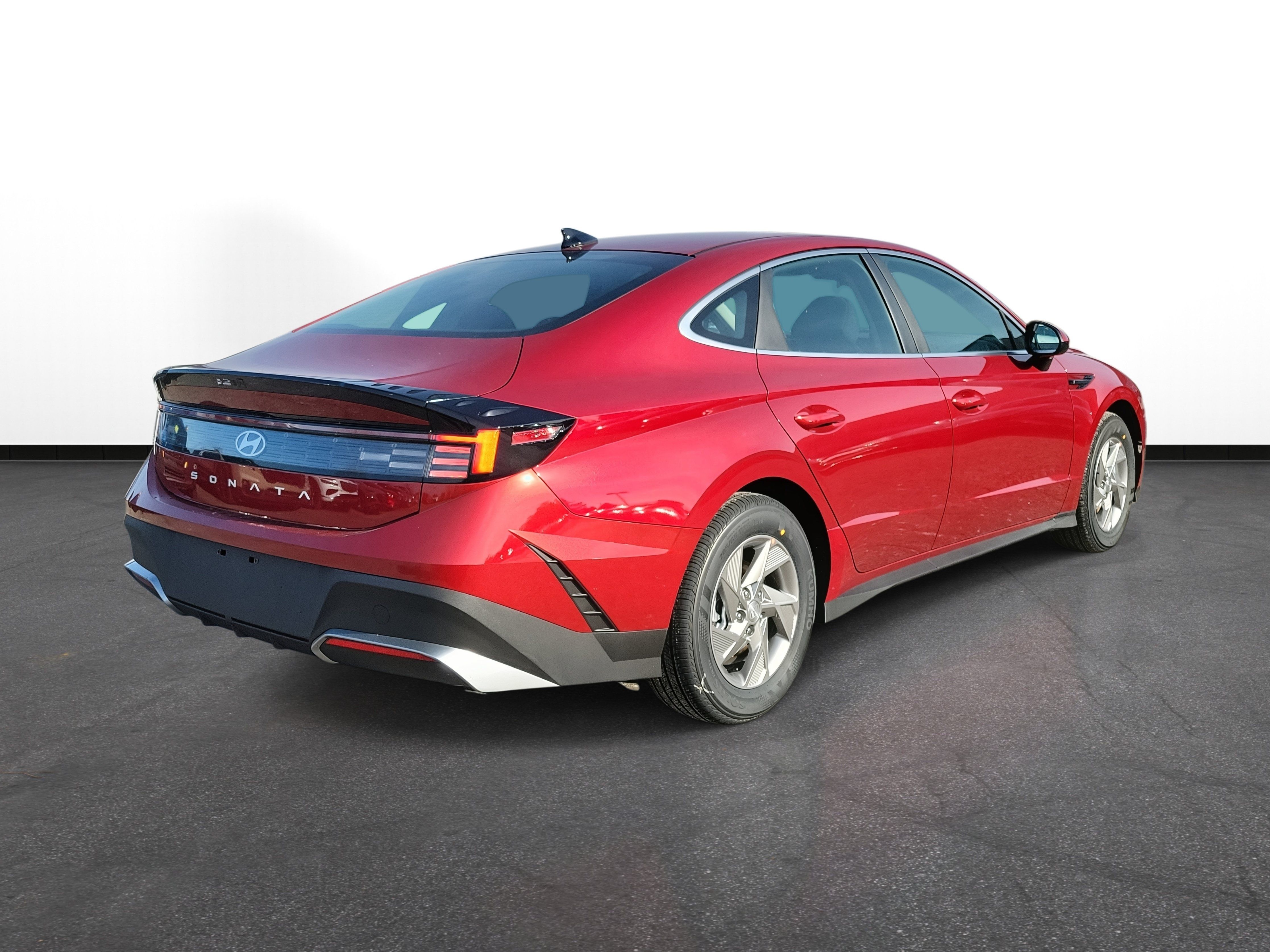 New 2026 Hyundai Sonata SE FWD image 4