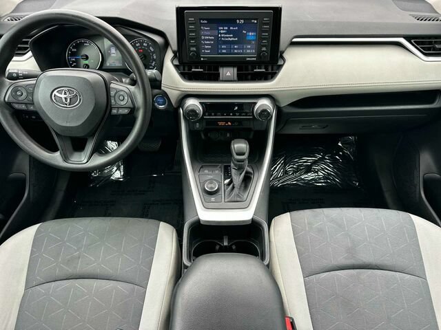 Used 2022 Toyota RAV4 XLE w/ Convenience Package AWD/4WD image 16