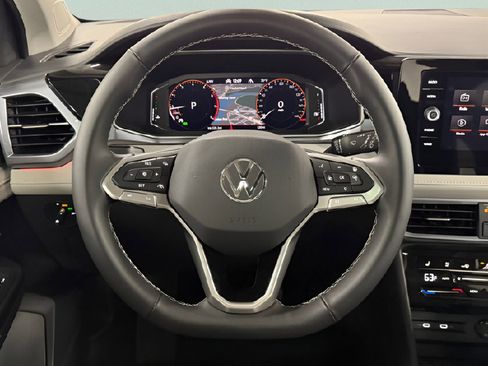 Used 2025 Volkswagen Taos SEL image 11