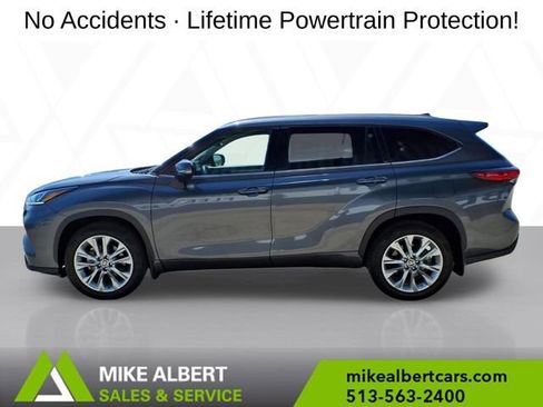 Used 2021 Toyota Highlander Limited AWD/4WD image 4