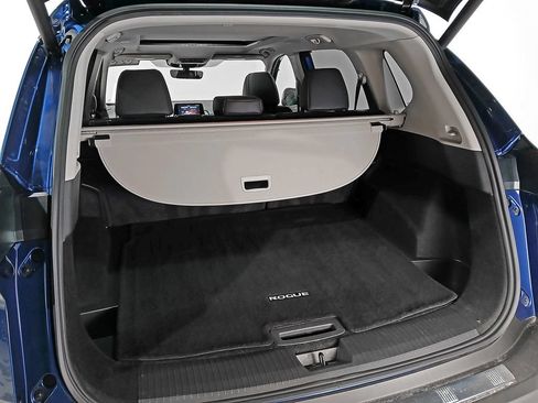 Used 2023 Nissan Rogue SV w/ SV Premium B Package AWD/4WD image 8