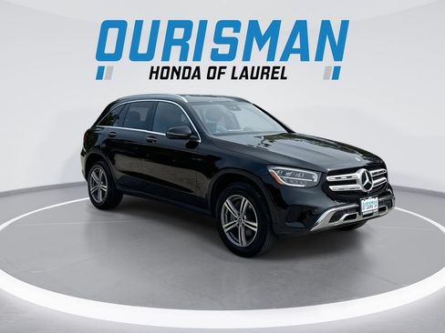 Used 2022 Mercedes-Benz GLC 300 4MATIC w/ Premium Package Lite image 2