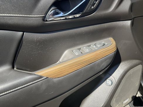 Used 2019 GMC Acadia SLE image 20