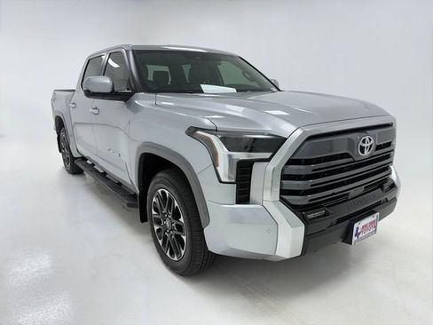 Used 2025 Toyota Tundra Limited w/ Power Package AWD/4WD image 2