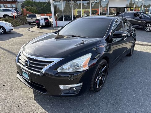 Used 2014 Nissan Altima 3.5 SL w/ Technology Package image 1