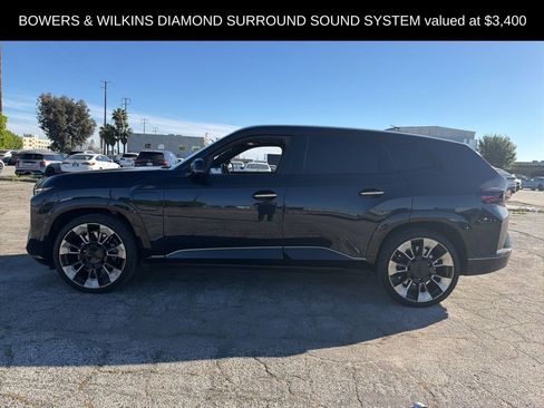 Used 2023 BMW XM image 2