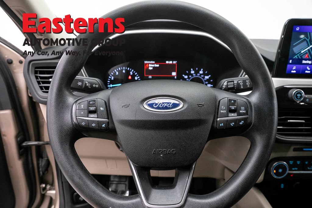 Used 2020 Ford Escape SE AWD/4WD image 11