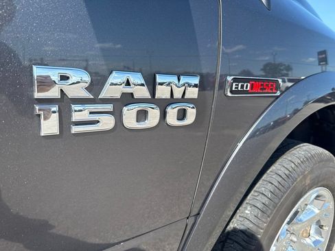 Used 2017 RAM 1500 Laramie w/ Convenience Group AWD/4WD image 6