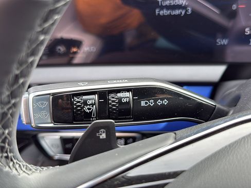 New 2026 Cadillac Optiq Luxury 2 image 13