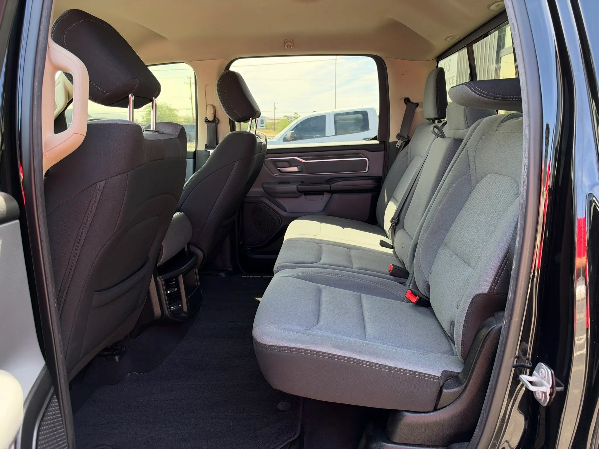Used 2019 RAM 1500 Big Horn RWD image 14