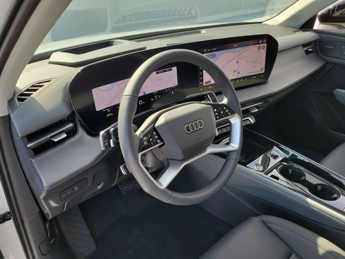 New 2026 Audi Q3 quattro 2.0T AWD/4WD image 7