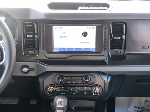 Used 2022 Ford Bronco 4-Door AWD/4WD image 14