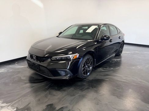 Used 2022 Honda Civic Sport Touring image 3